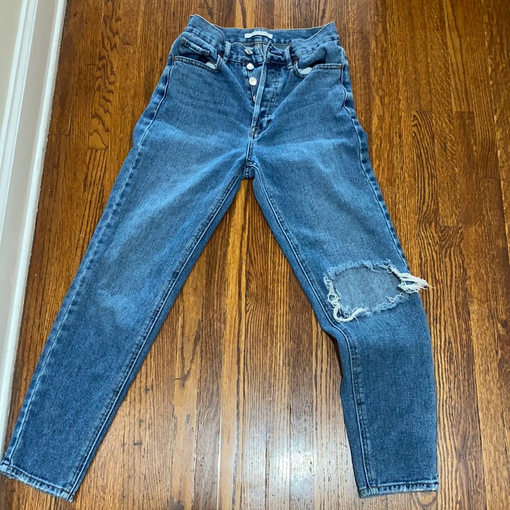 Women’s blue jeans size 24